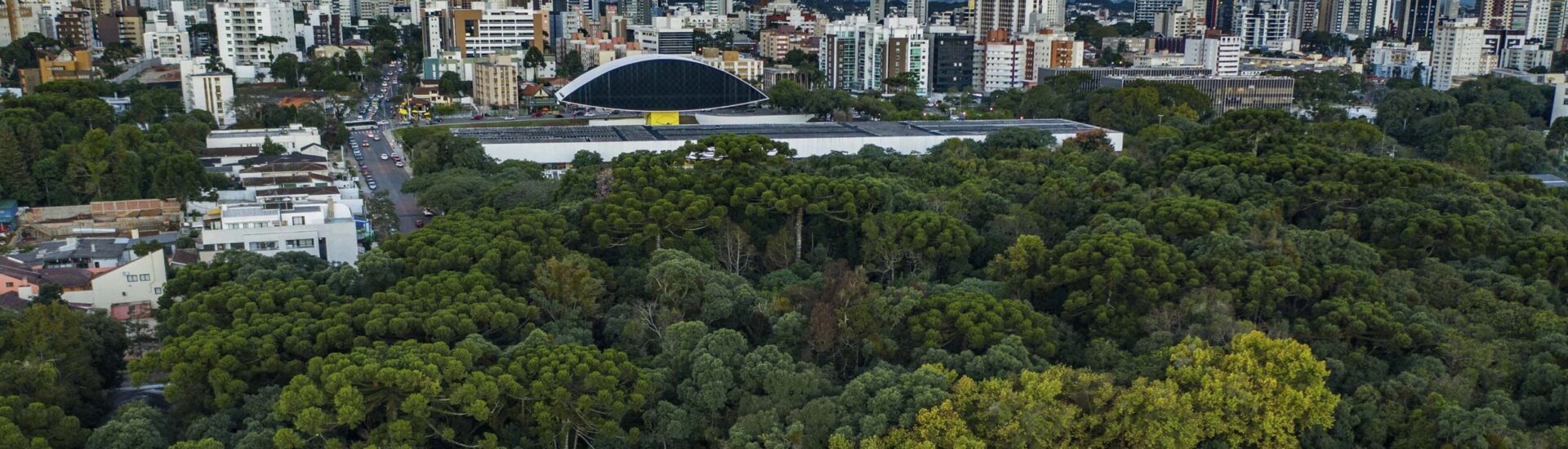 Case de marketing imobiliário Ademi-PR